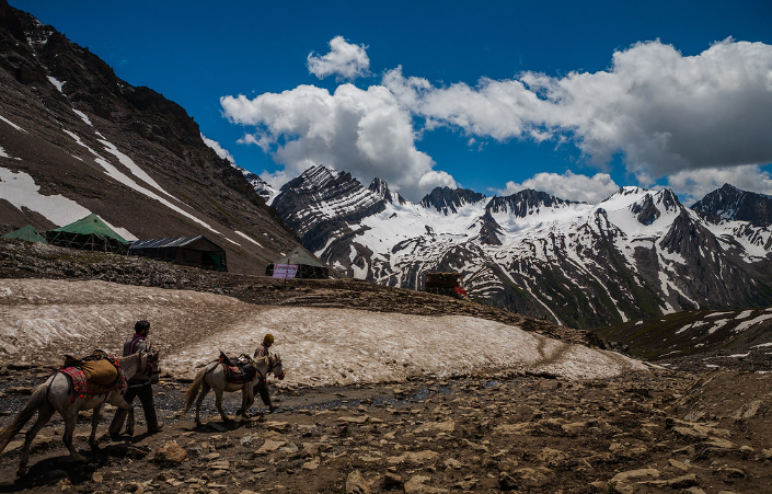 Amarnath Darshan by Helicopter Tour Package from Srinagar