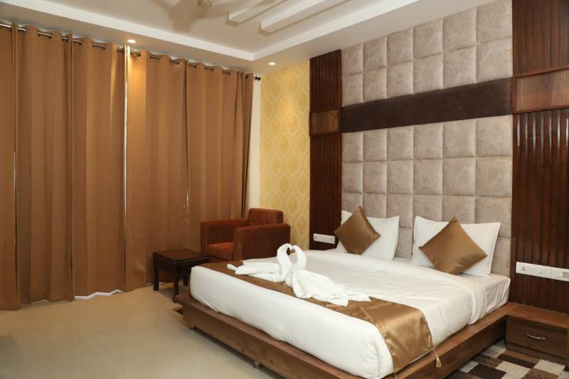 Amritsar, Dalhousie, Dharamshala 3 Night 4 Day