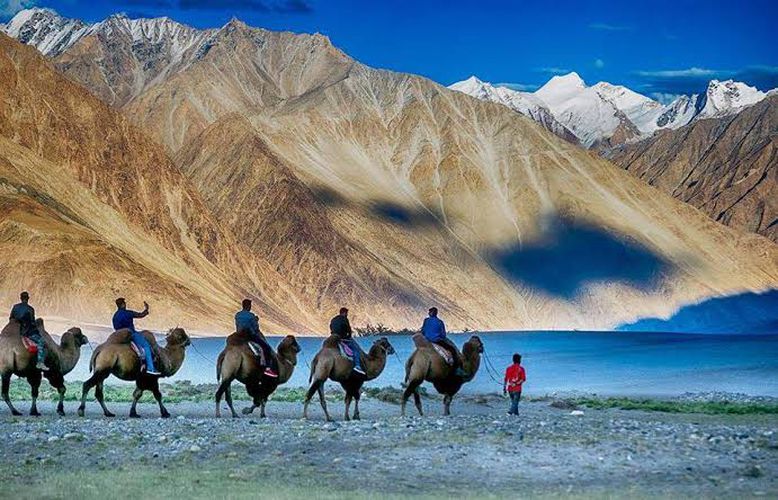 Manali To Ladakh Through The Passes