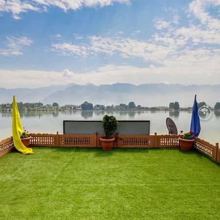 5 Nights 6 Days Kashmir Tour Package