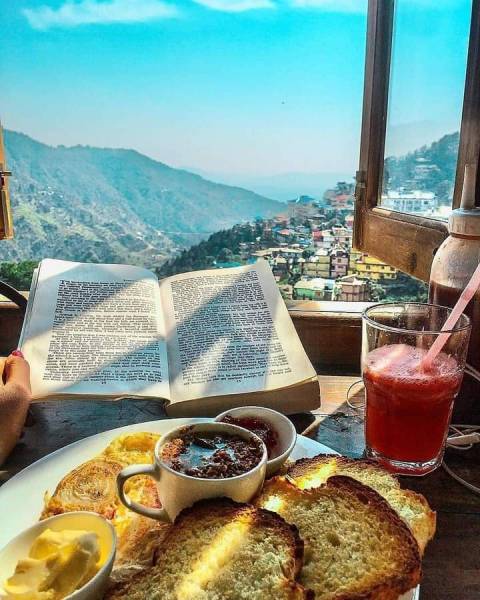 Amritsar Manali Ac Volvo Bus Service