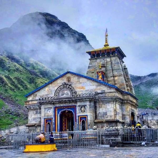 One Day Pawan Hans Tour to Kedarnath Dham From Phata Image