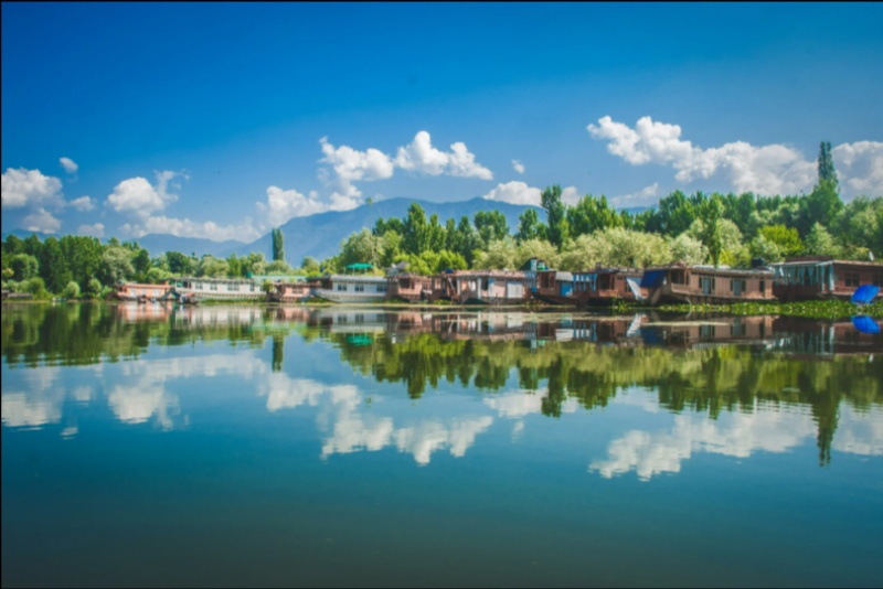 Luxurious Kashmir Escape