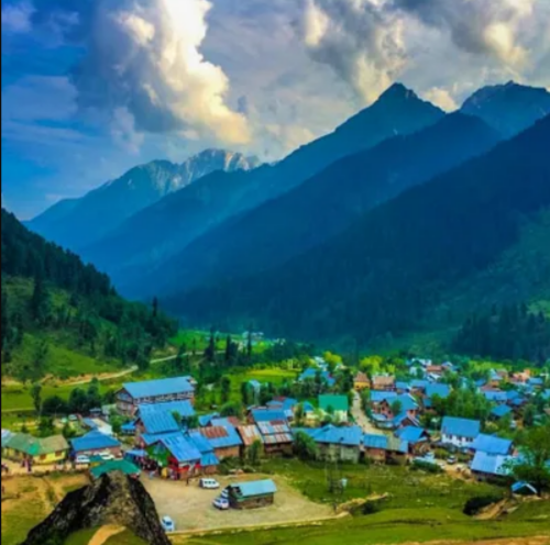 Luxurious Kashmir Escape