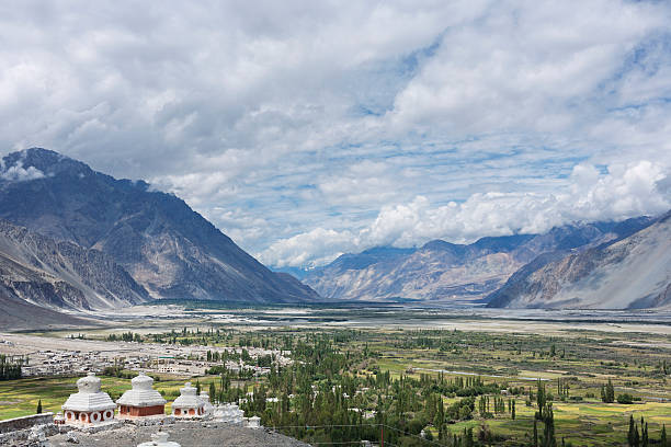 HONERMOON IN KASHMIR HEAVEN ON THE EARTH - MAY JUNE 2024