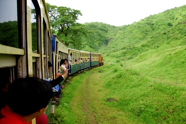 4 Night / 5 Days Mumbai to Matheran