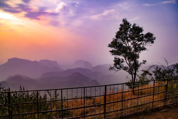 Madhai And Pachmarhi Tour Package