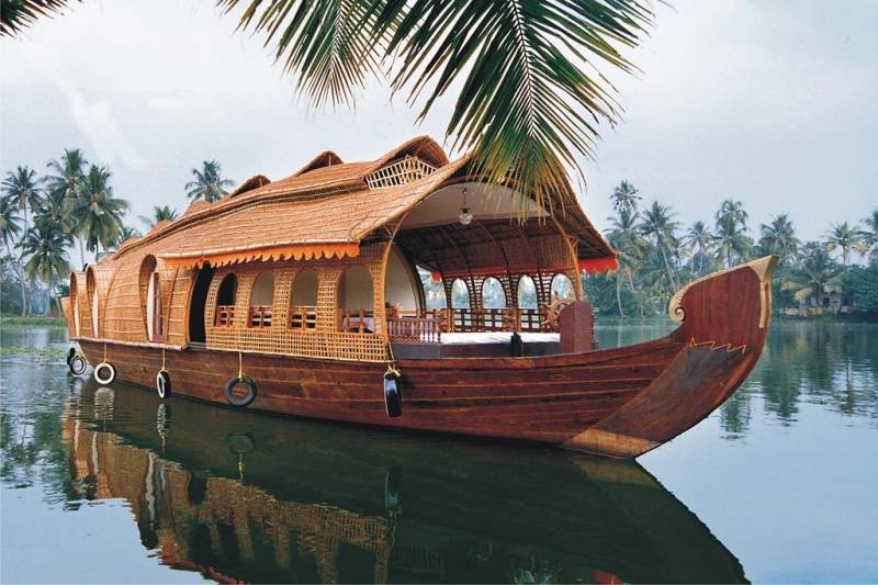 Munnar - House Boat