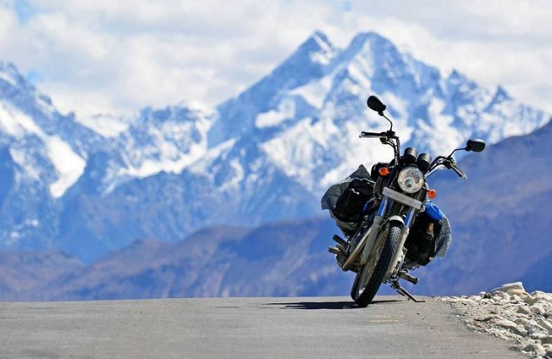 Ladakh Bike Tour
