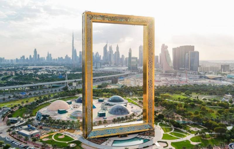 Dubai Tour Package Majestic Paradise – Future Of Museum / Burj Khalifa / Desert Safari/ Dhow Cruis