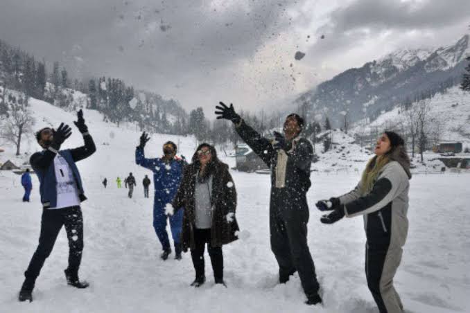 02 Nights Manali Volvo package