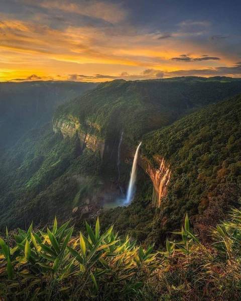 Enchanting Meghalaya with Guwahati – 3N/4D Package