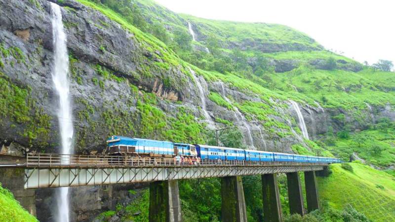 1 Night - 2 Day Araku Valley - Beach - Visakhapatnam Tour Image