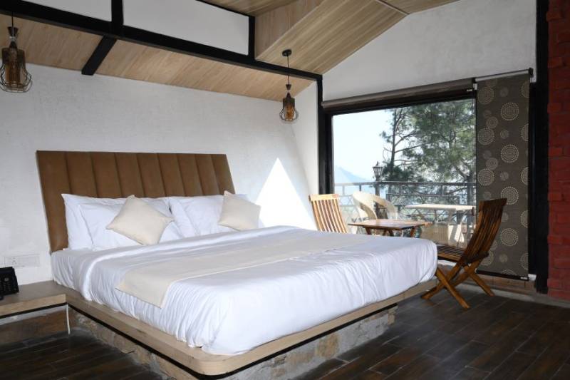 2 night 3 days Landsdowne Tour