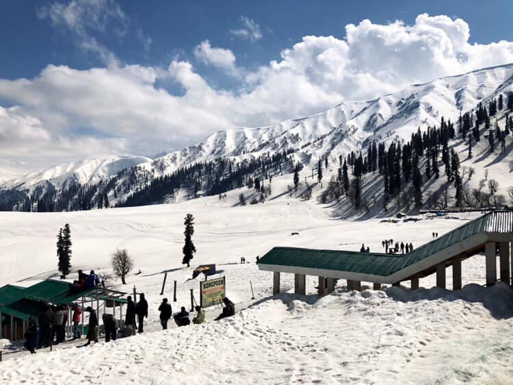 5 Nights and 6 Days Srinagar Tour