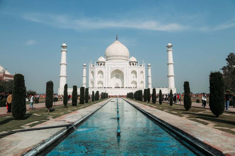 Same Day Tour To Taj Mahal In BMW
