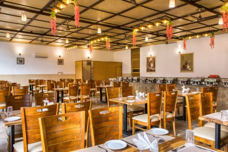 1 Night and 2 Days Jim Corbett Hotel