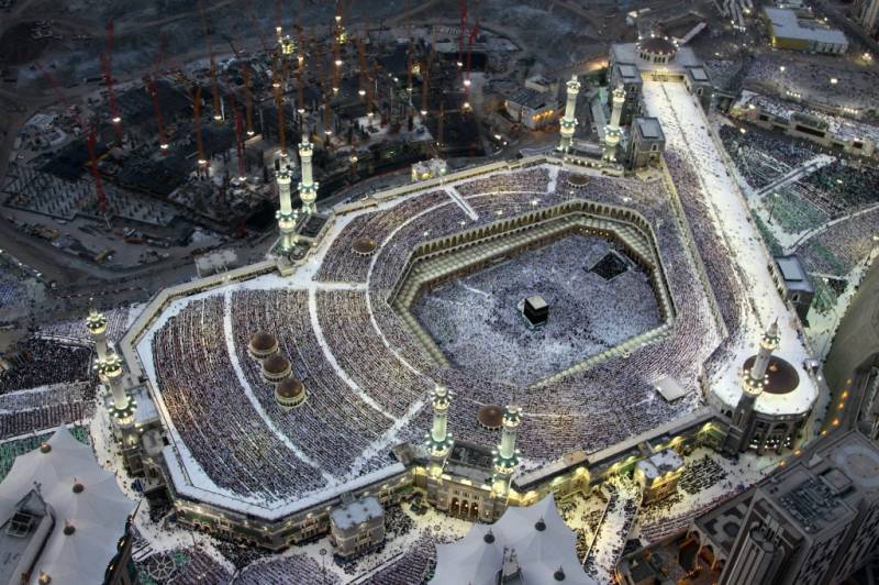 Deluxe Umrah Package 21 Days