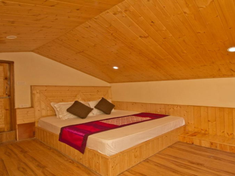 Royal INN Family Suite Room