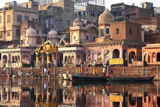 Agra 2N /3D Couple Tour Package