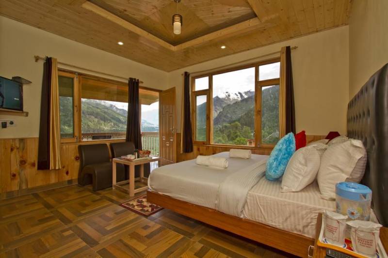 3 Nights 4 Days Delhi to Manali Tour Package