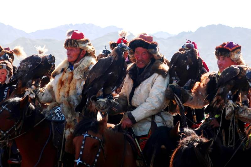 Golden Eagle Festival in Mongolia Tour