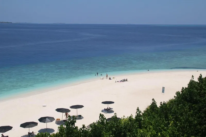 5 Night 6 Days Tour to local Island