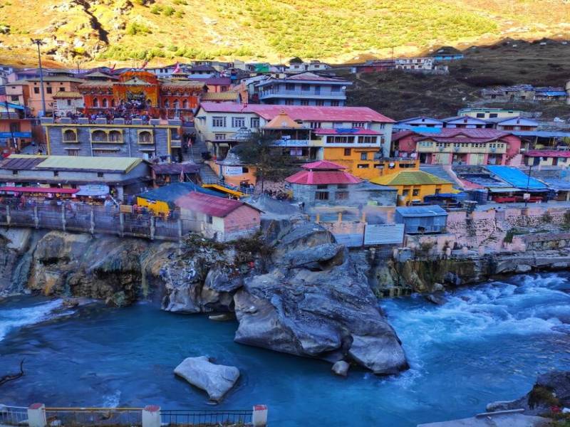 Chardham Yatra - Group Tour (Deluxe)