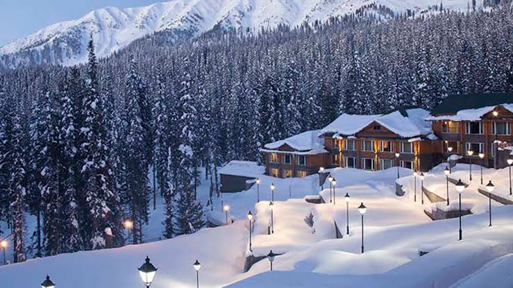 Srinagar - Gulmarg-Sonmarg-Pahalgam