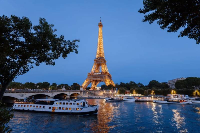 Glimpses Of France - 8 Days Package