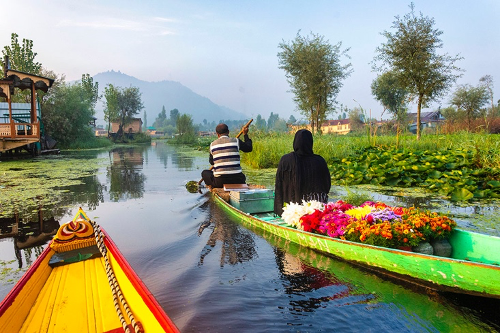 5 Nights 6 Days Kashmir Package