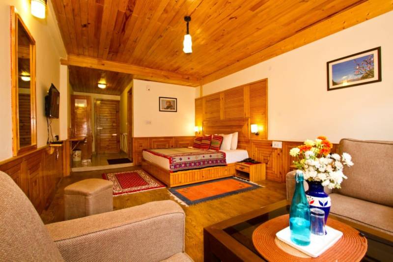 3 Nights 4 Days Manali Package