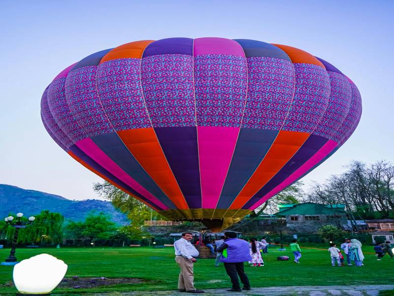 ADvENTURE KASHMIR AND LADAKH