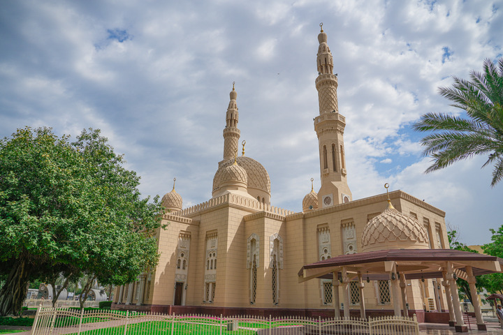 Discover Dubai's 6 Nights/7 Days Package.