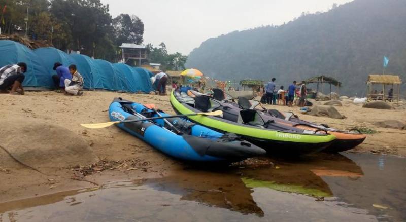 5d - 4n Memorable Meghalaya Adventure Honeymoon Package Tour Riverside Night Camp and Bonfire