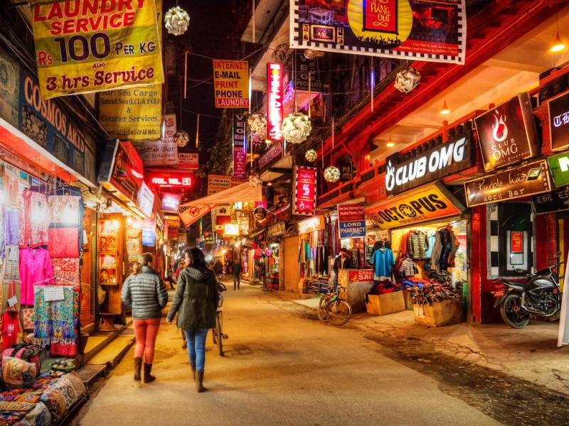 9 Days Nepal Tour,A Fantastic Mix of Cultural Exploration and Natural Beauty. Here's a Detailed