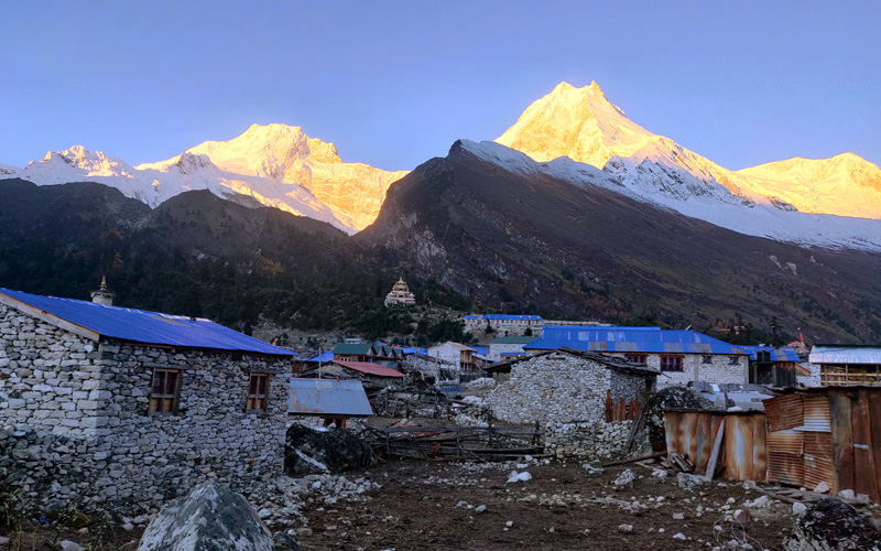 Manaslu Circuit Trek