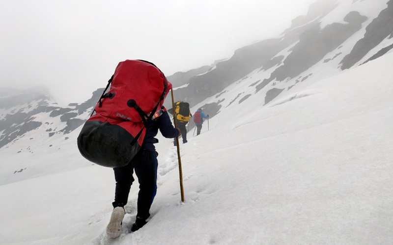 Lumba Sumba Pass Trek Tour