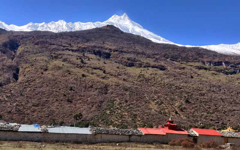 Manaslu Circuit Trek Tour
