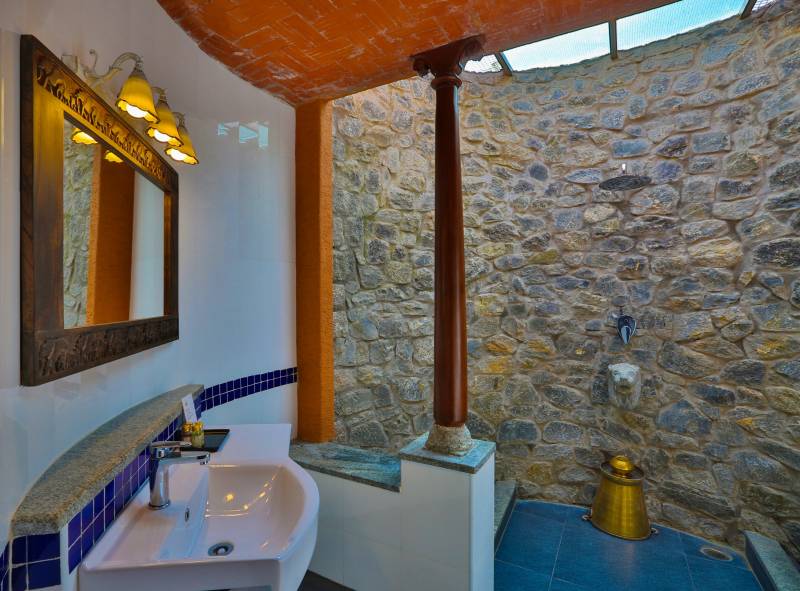 2 Nights & 3 Days Offer