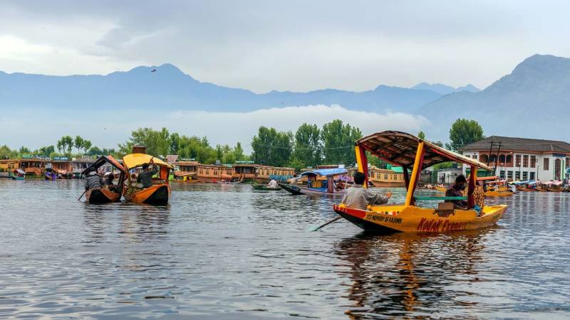 5 Night 6 Days Kashmir Package