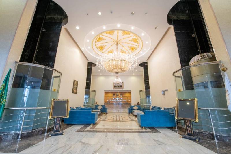 14 Nights - 15 Days Haji Group Umrah Tour Package