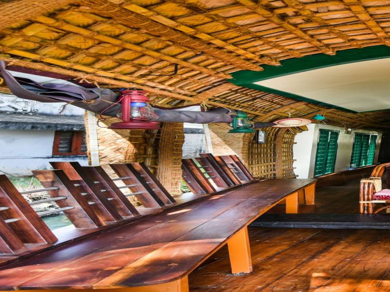 3 Nights 4 Days Munnar - Alleppey Tour Package