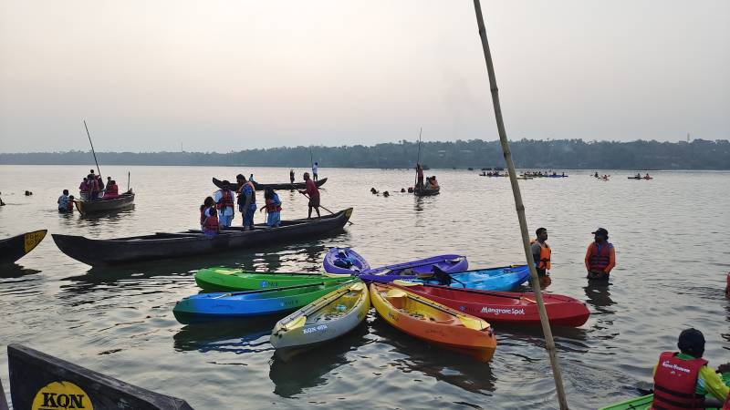 Discover Paradise Varkala Group Escape - Your Ultimate Adventure Awaits