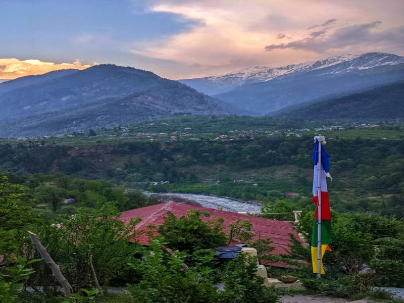 3 night 4 days  Delhi -Manali - kasol - Delhi Tour package