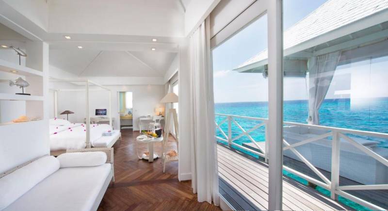 2 Nights Beach Villa & 1 Night Water Villa Maldives all Inclusive Package