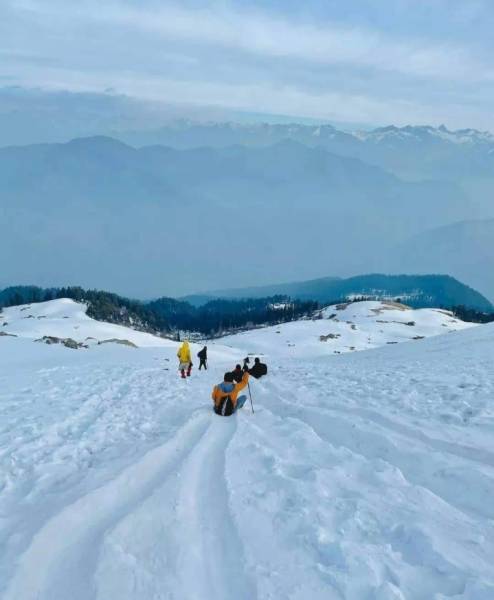 4 Nights - 5 Days Honeymoon In Kashmir