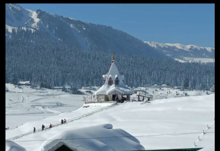 4 Nights - 5 Days Honeymoon In Kashmir