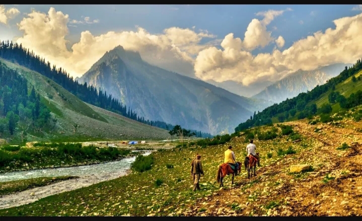 Vaishno Devi Kashmir package 8 Nights 9 Days