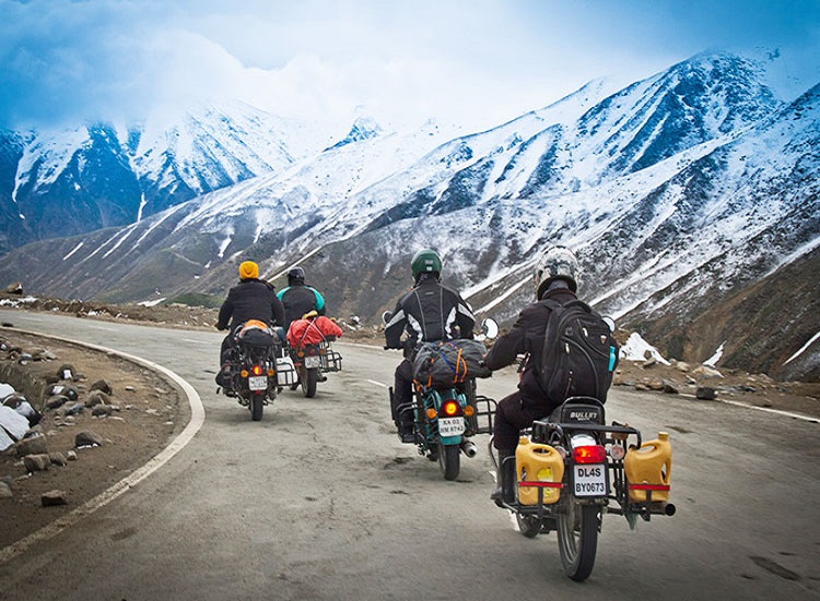 Srinagar-Lolab-Bangus-Athwato-Bikes Himalayan Or Royal Enfield Classic
